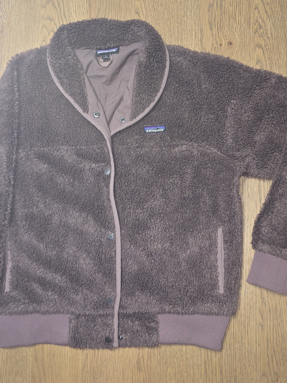 Patagonia brown & purple fleece jacket in a L #outdoor #hiking